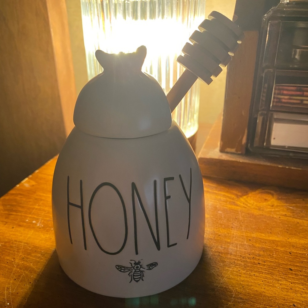 Rae Dunn Honey Pot